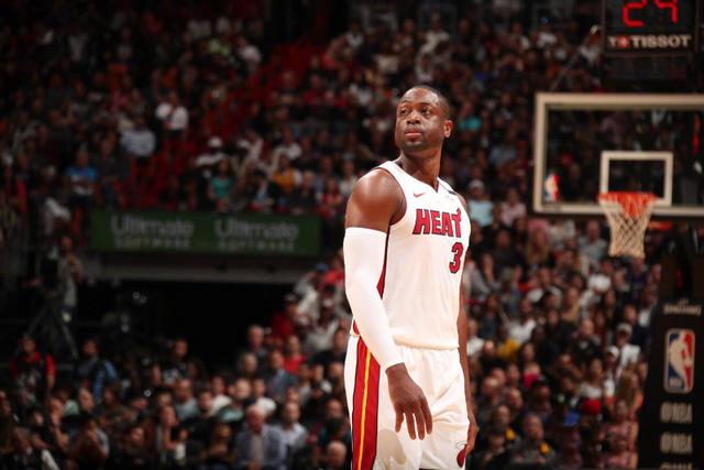 约基奇37+9+8掘金力克活塞 76人险胜爵士3连胜